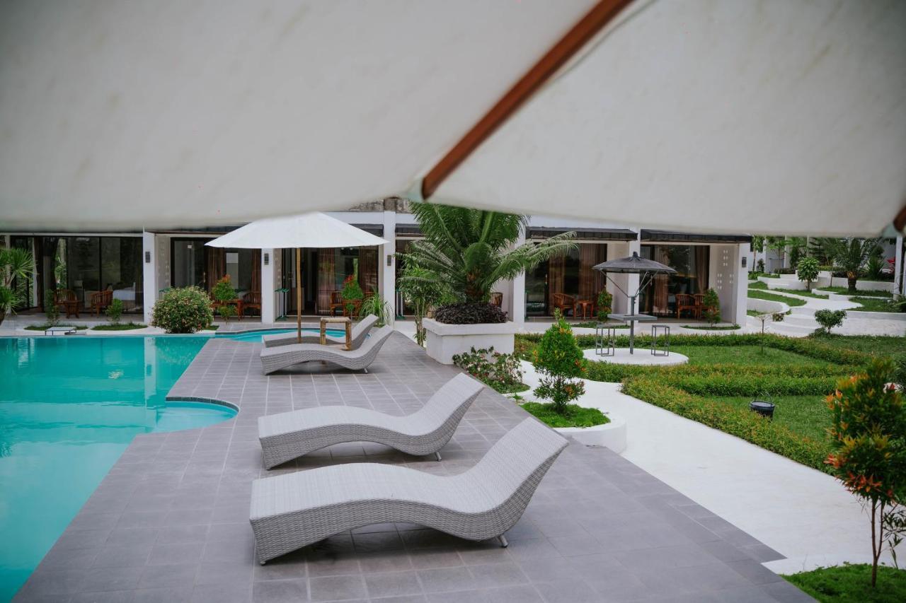 Nirvana Hotel Resort Tetebatu Exterior foto